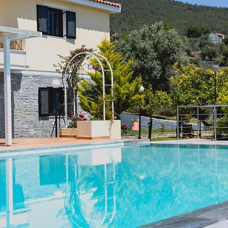 Kouvelia Country Home Luxury Villa Rental Nerotriviá エクステリア 写真