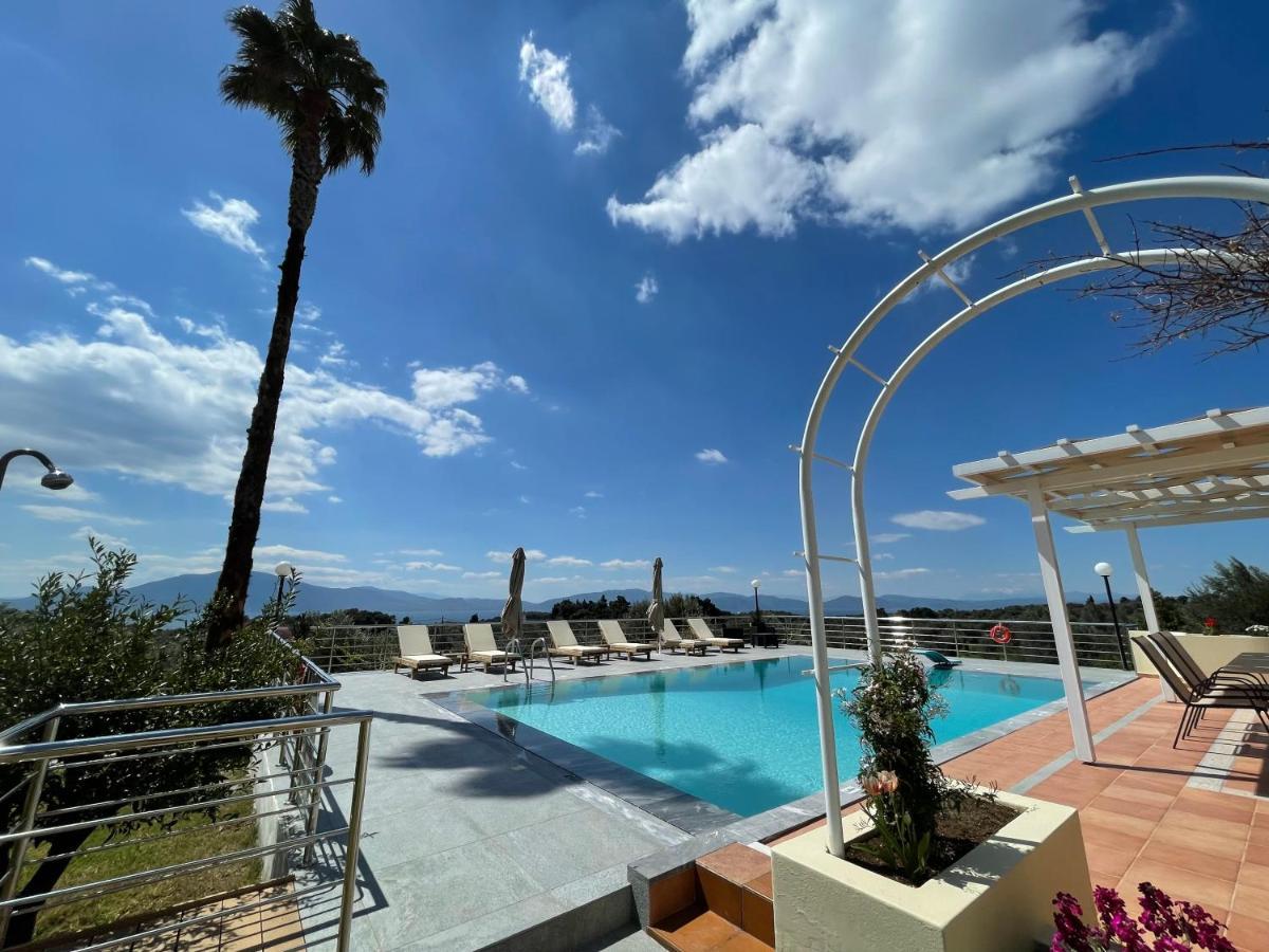 Kouvelia Country Home Luxury Villa Rental Nerotriviá エクステリア 写真