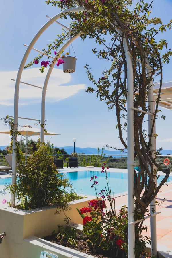 Kouvelia Country Home Luxury Villa Rental Nerotriviá エクステリア 写真