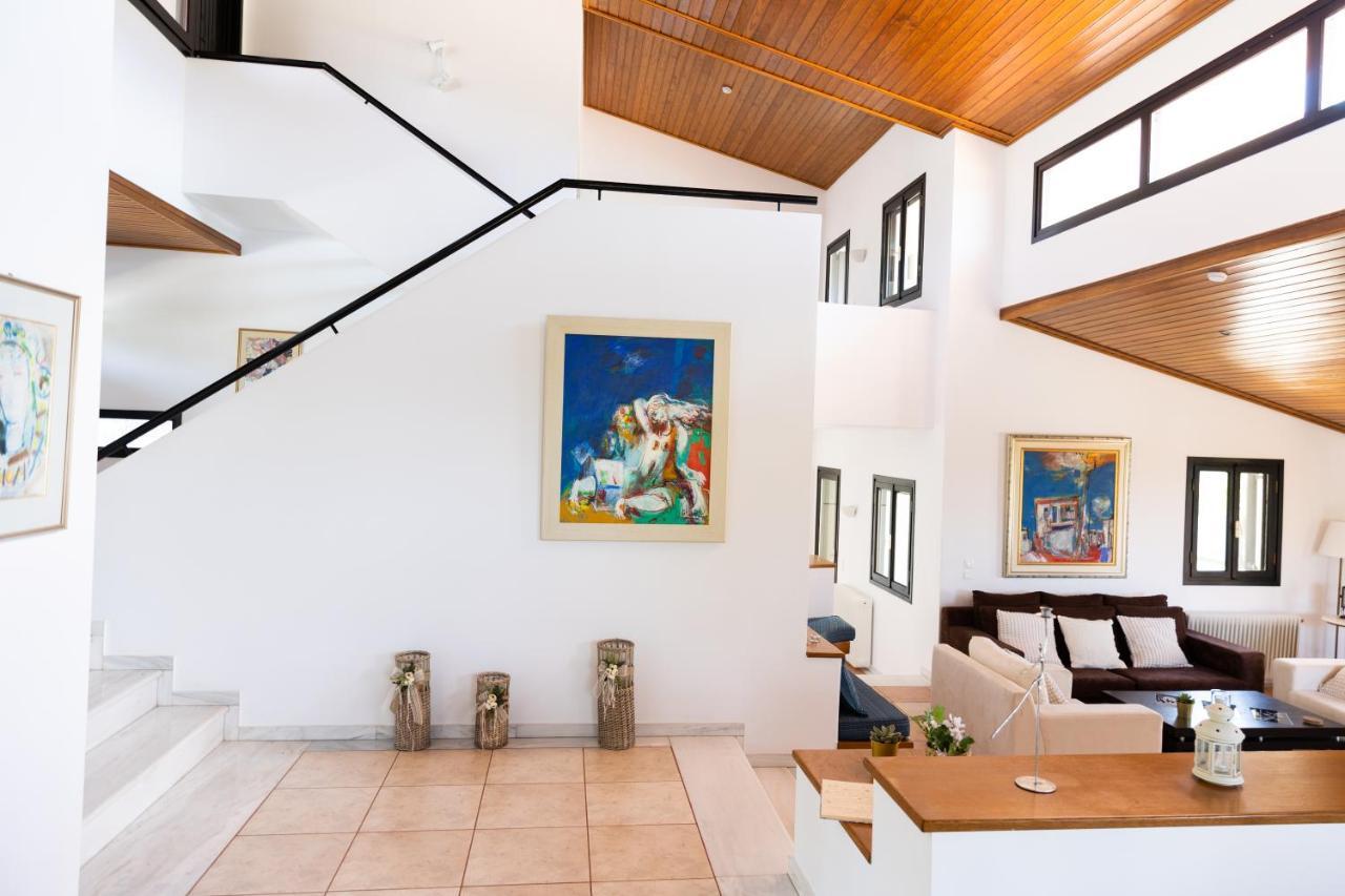 Kouvelia Country Home Luxury Villa Rental Nerotriviá エクステリア 写真