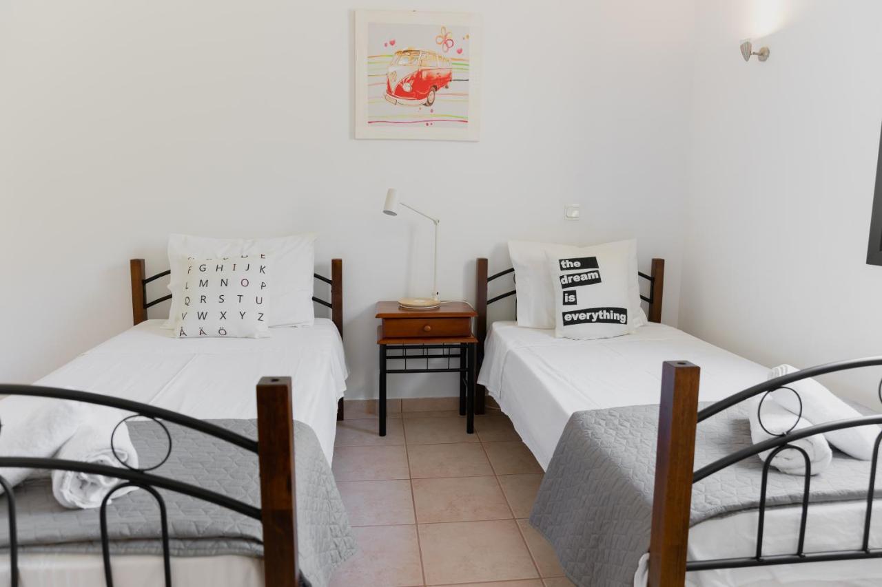 Kouvelia Country Home Luxury Villa Rental Nerotriviá エクステリア 写真