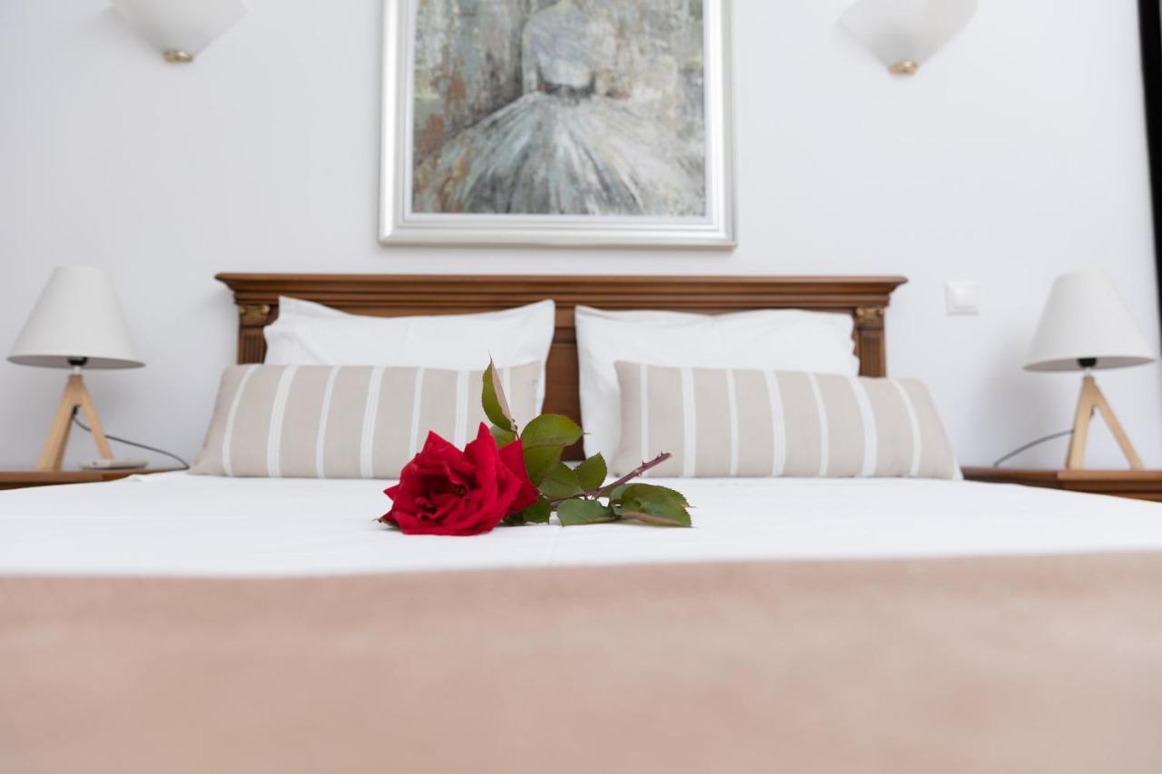Kouvelia Country Home Luxury Villa Rental Nerotriviá エクステリア 写真