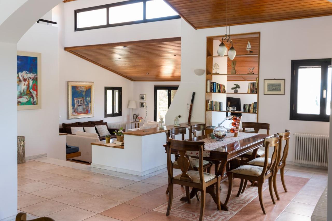 Kouvelia Country Home Luxury Villa Rental Nerotriviá エクステリア 写真