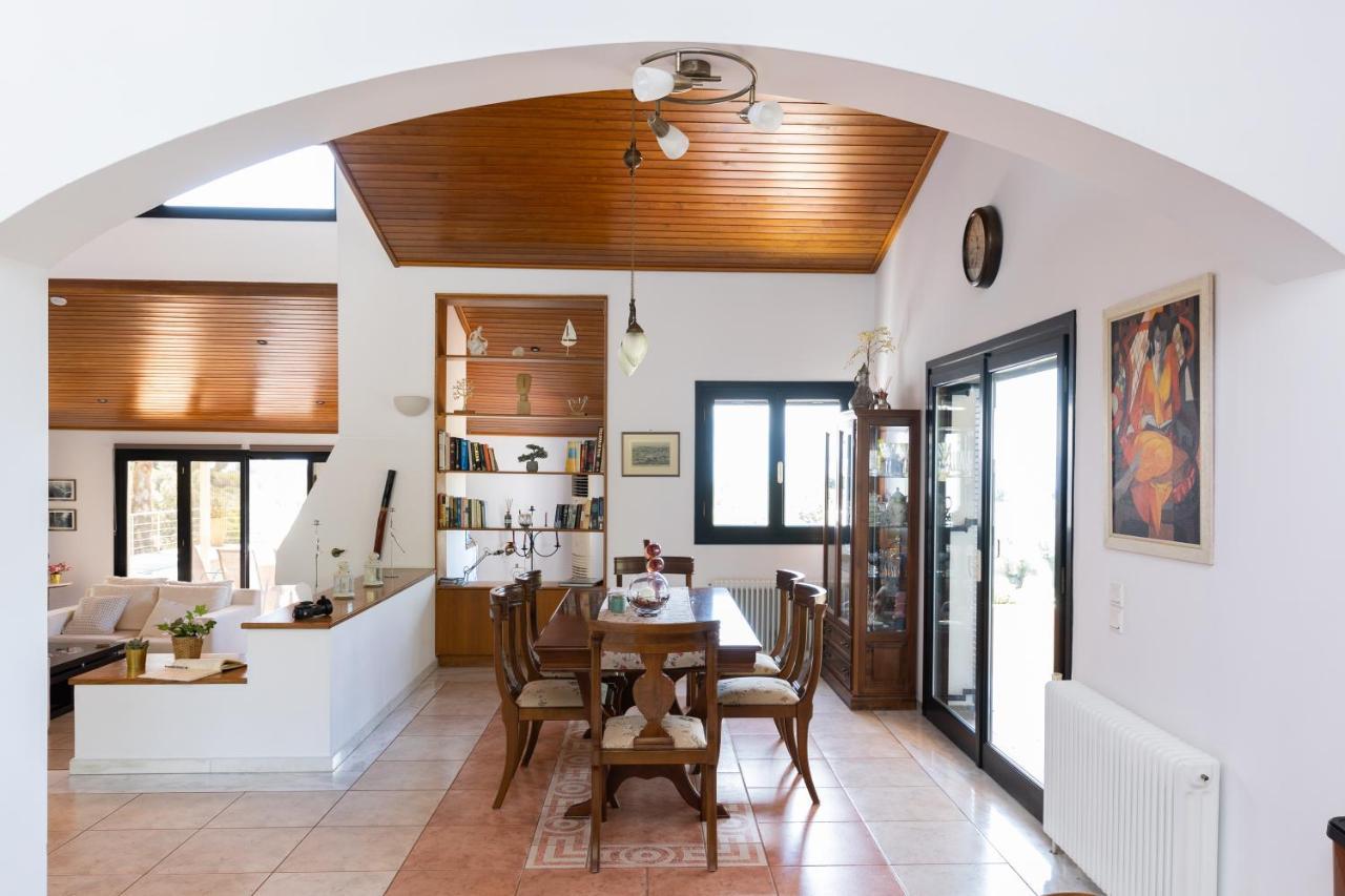 Kouvelia Country Home Luxury Villa Rental Nerotriviá エクステリア 写真
