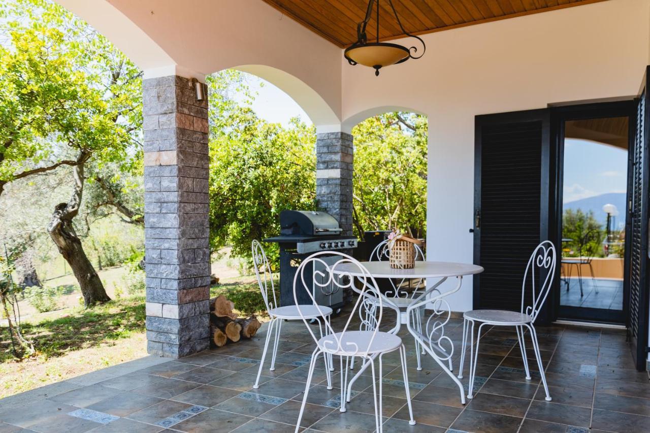 Kouvelia Country Home Luxury Villa Rental Nerotriviá エクステリア 写真