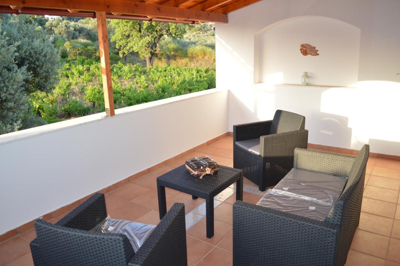Kouvelia Country Home Luxury Villa Rental Nerotriviá エクステリア 写真